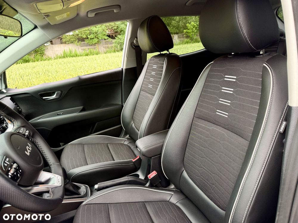 Kia Stonic 1.0 T-GDI 100 OPF Dream-Team Edition - 25