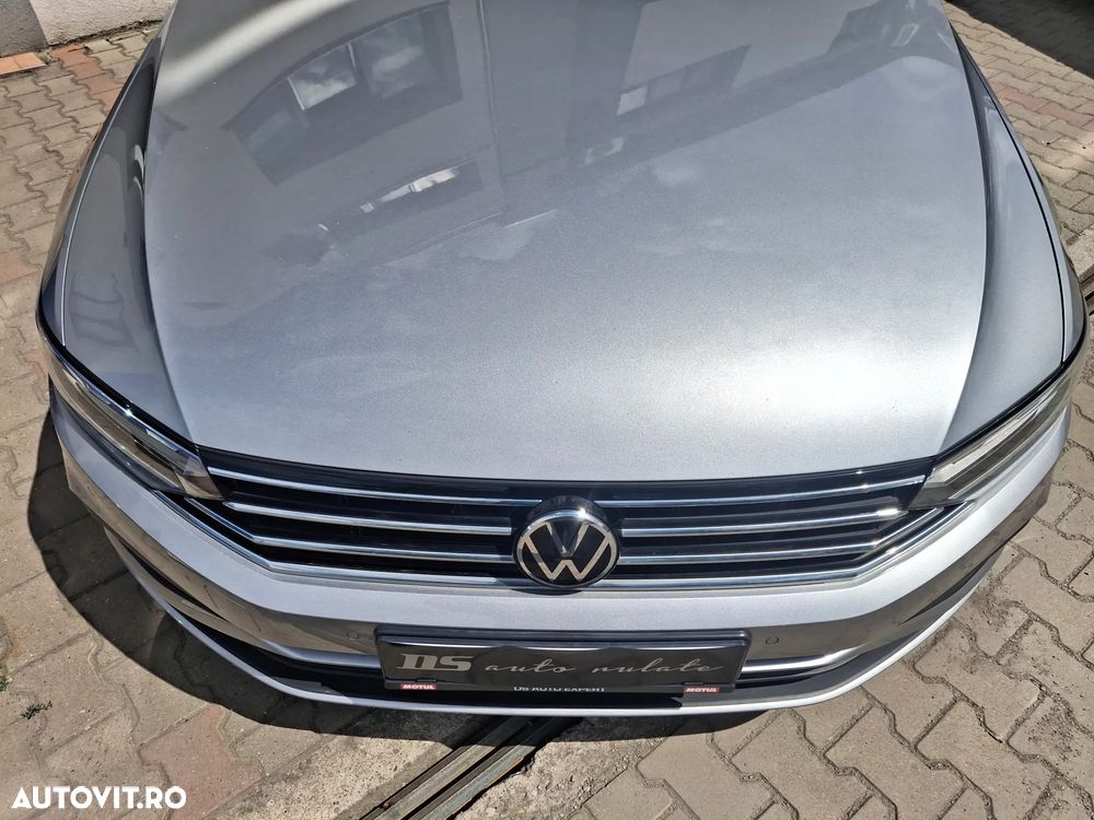 Volkswagen Passat 2.0 TDI DSG Advance - 25