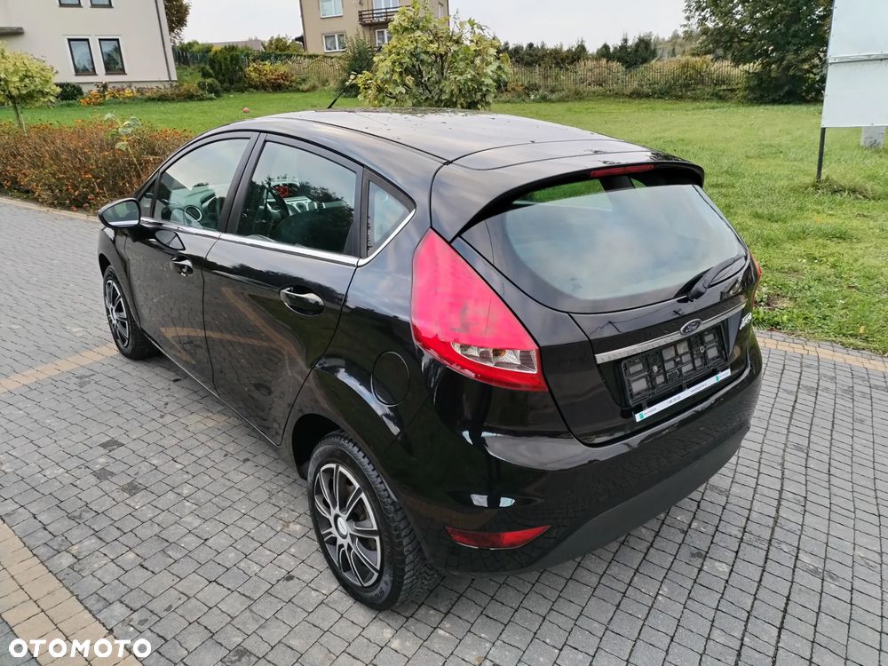 Ford Fiesta - 37