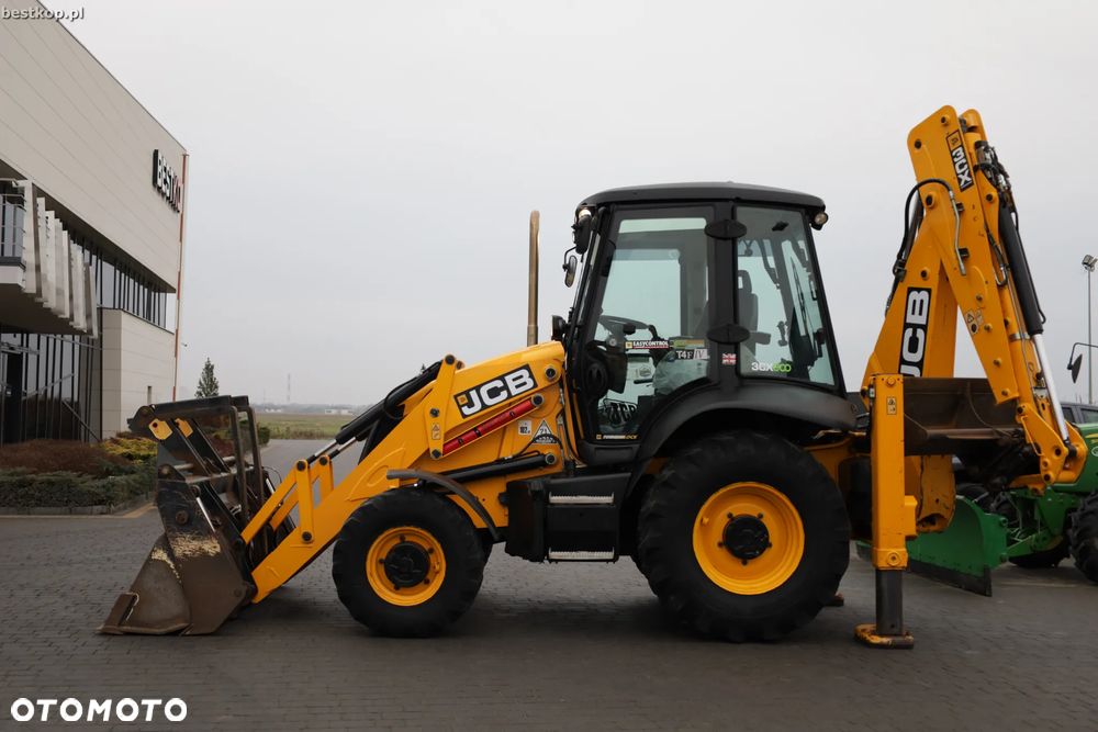 JCB 3CX - 11