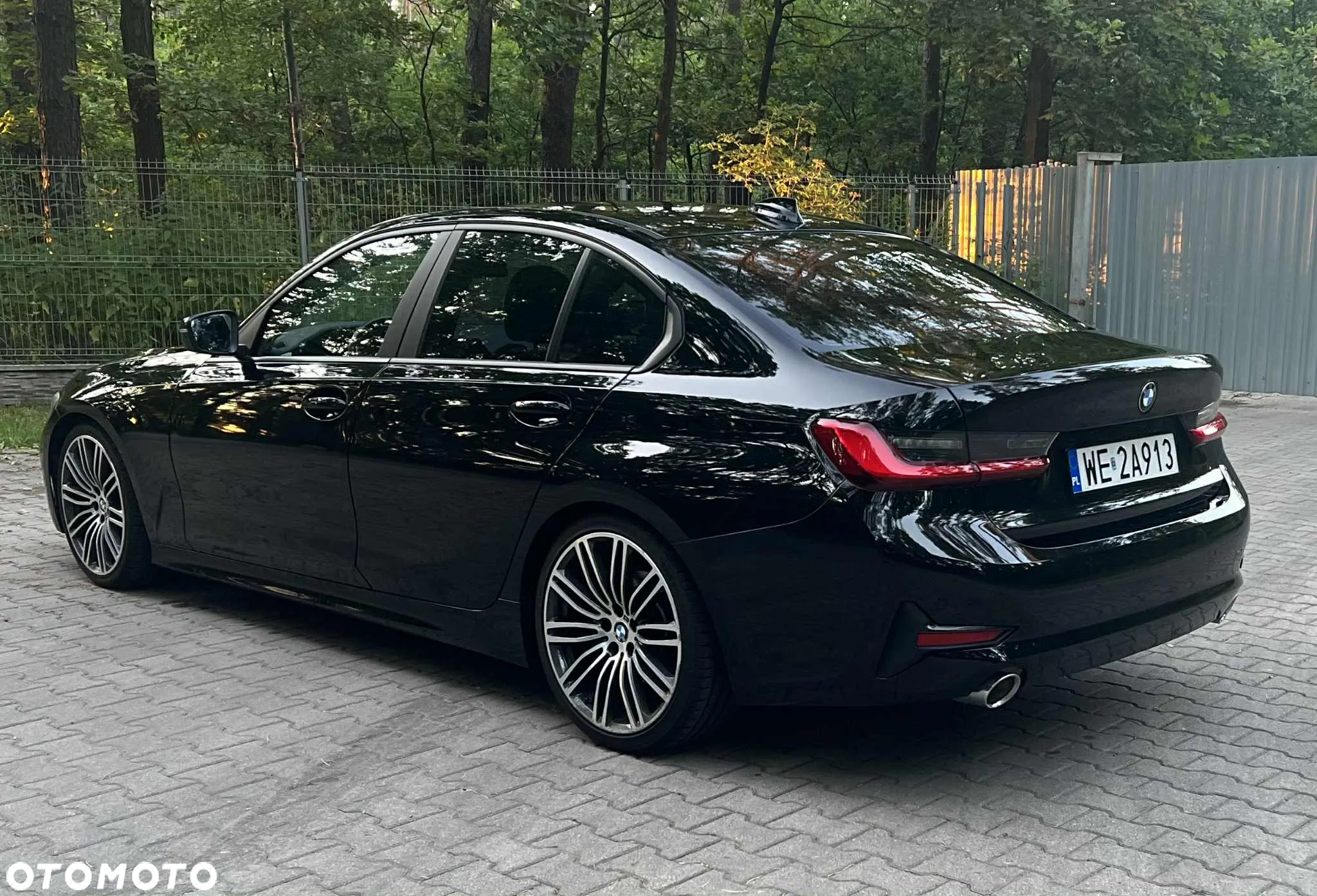 BMW Seria 3 318i - 4