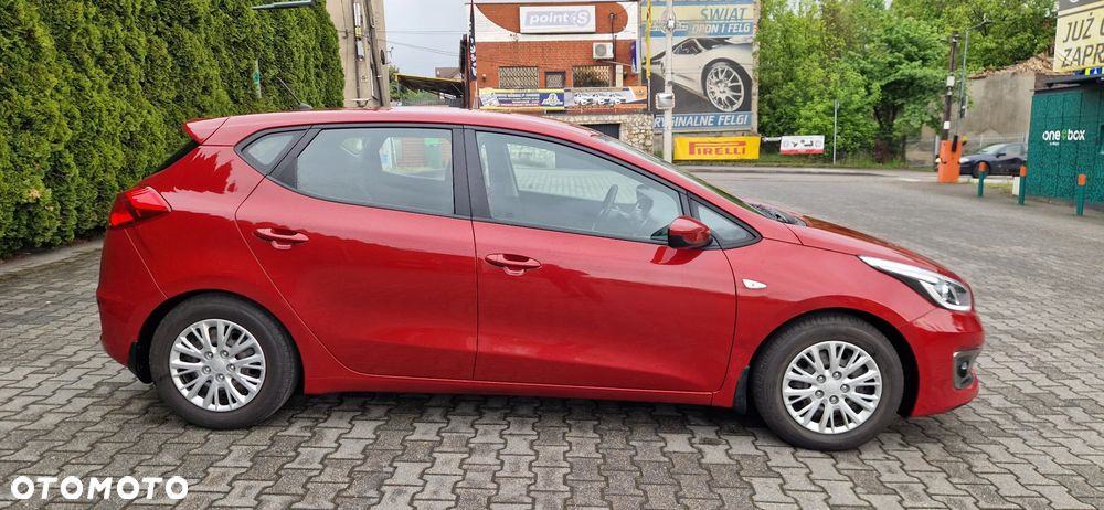 Kia Ceed 1.6 GDI Smart Plus - 4