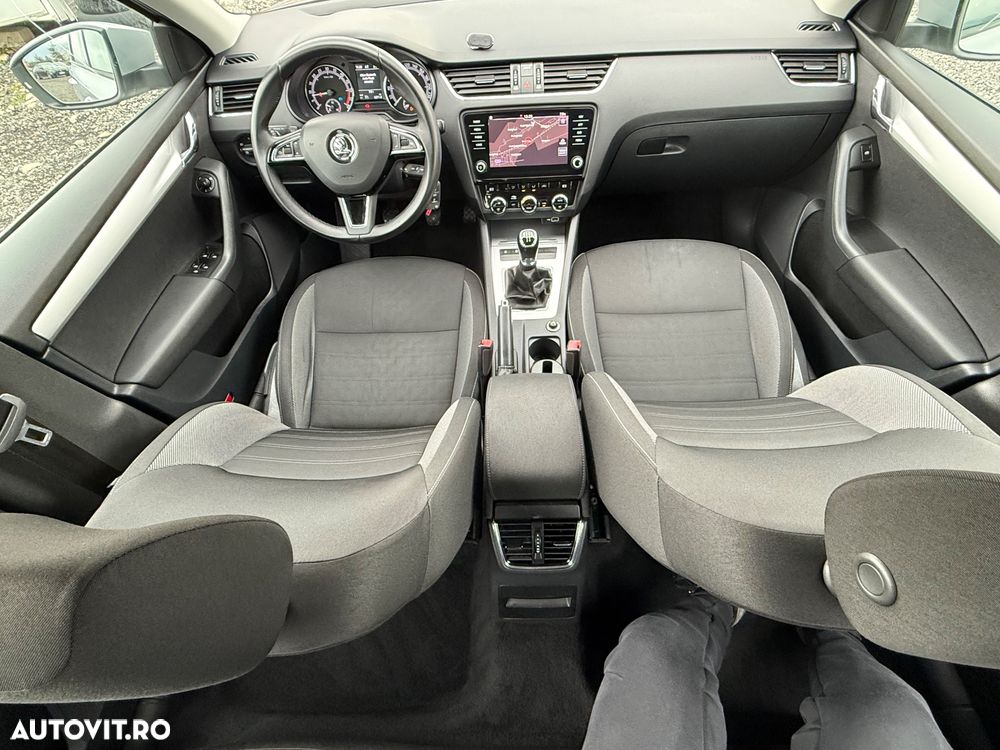 Skoda Octavia 1.6 TDI Ambition - 7
