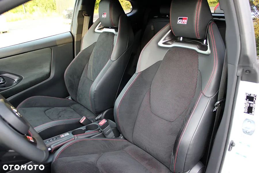 Toyota GR Yaris - 30