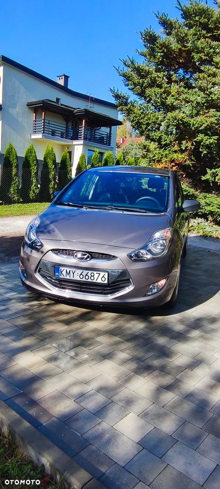 Hyundai Ix20 2011 photo 2