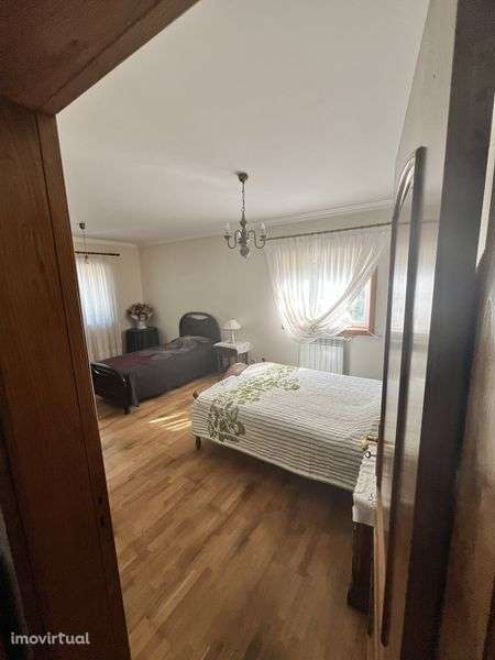 Casarão em Mirão - Grande imagem: 4/8