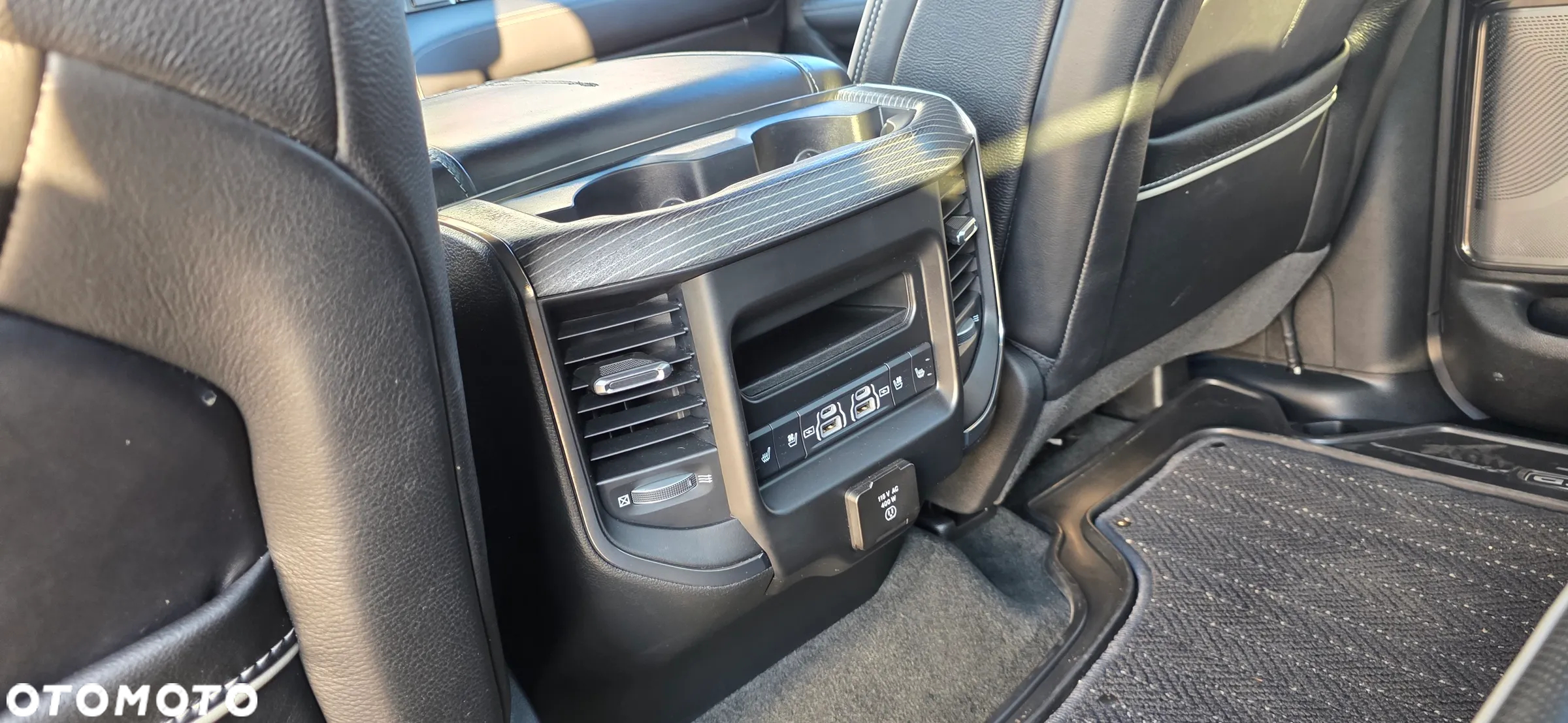 Dodge RAM 1500 5.7 4x4 - 17