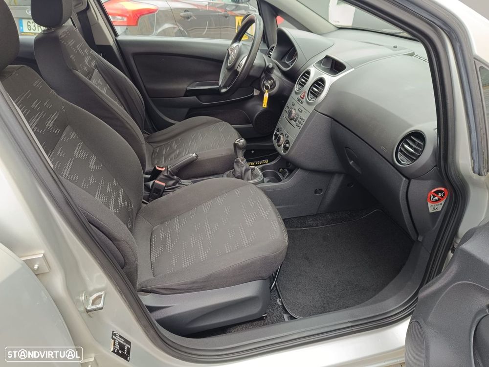 Opel Corsa 1.2 City FlexFuel - 14