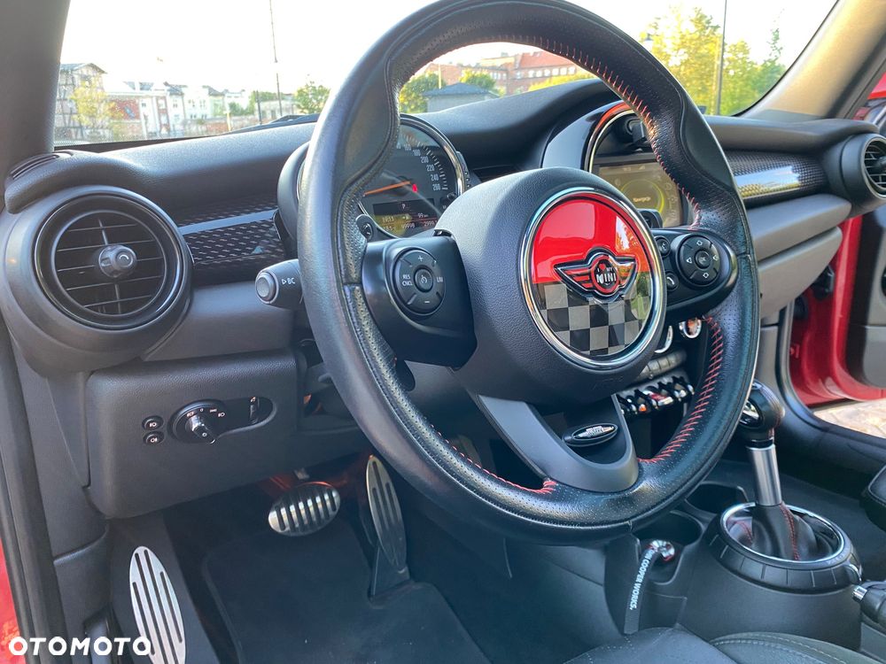 MINI John Cooper Works - 14