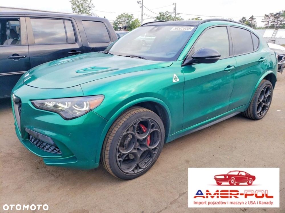 Alfa Romeo Stelvio - 2