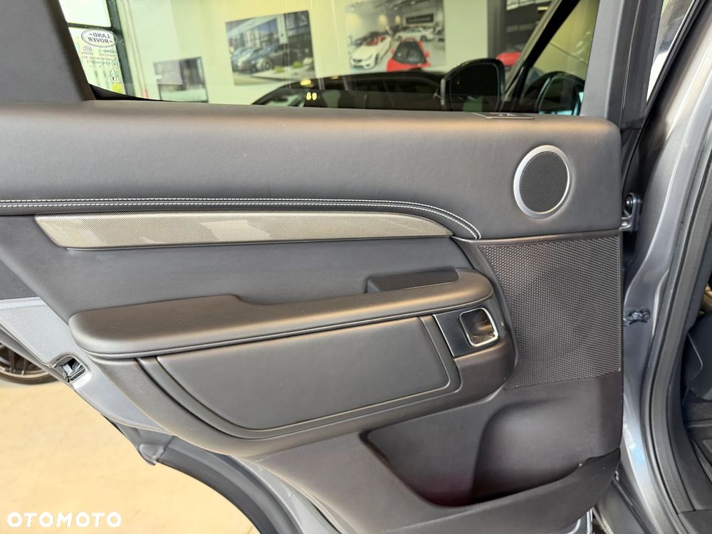 Land Rover Discovery 3.0 Td6 SkyView Edition - 19