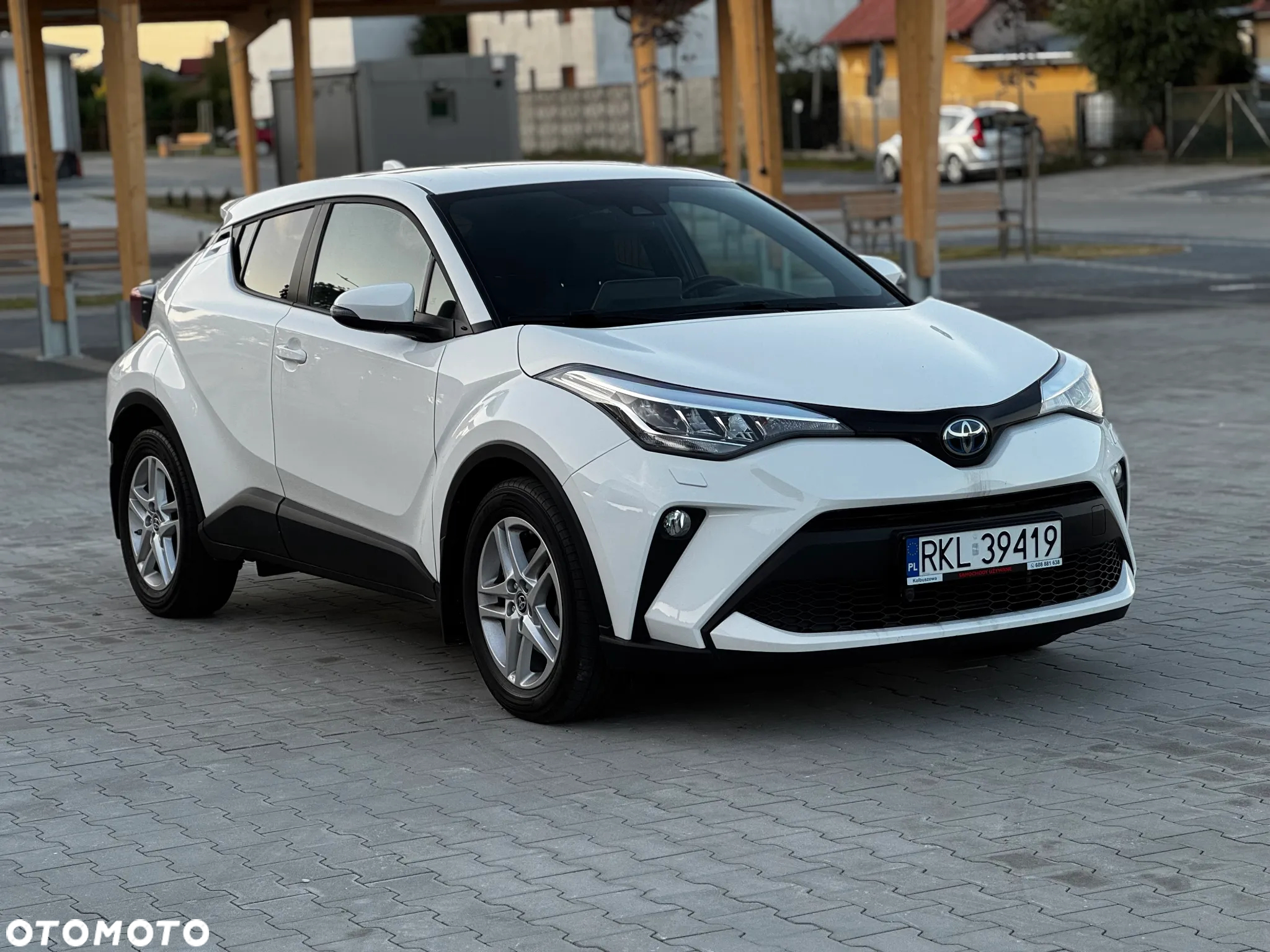 Toyota C-HR - 4