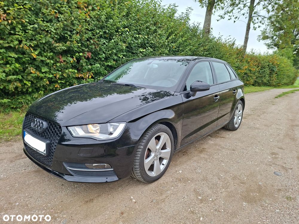 Audi A3 Sportback - 2