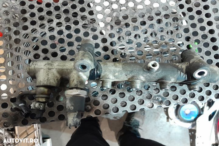 Rampa injectoare 1.7 CDTI 0445214049 Opel Astra G [1998 - 2009] wagon - 2