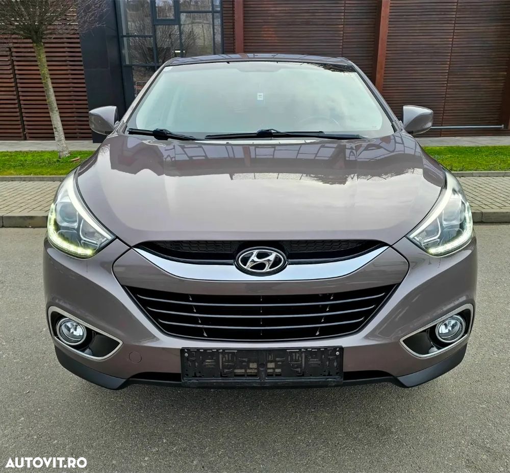 Hyundai ix35 2.0 CRDI 4WD Finale Gold - 2