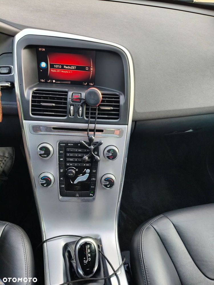 Volvo XC 60 D4 Drive-E Summum - 17