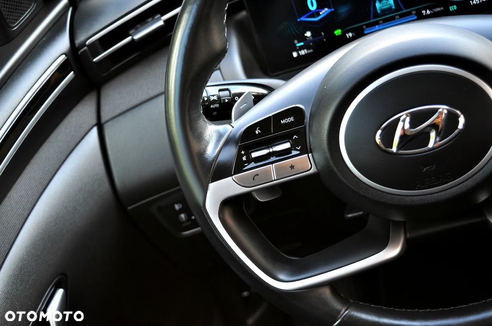 Hyundai Tucson 1.6 T-GDi HEV Executive 2WD - 27