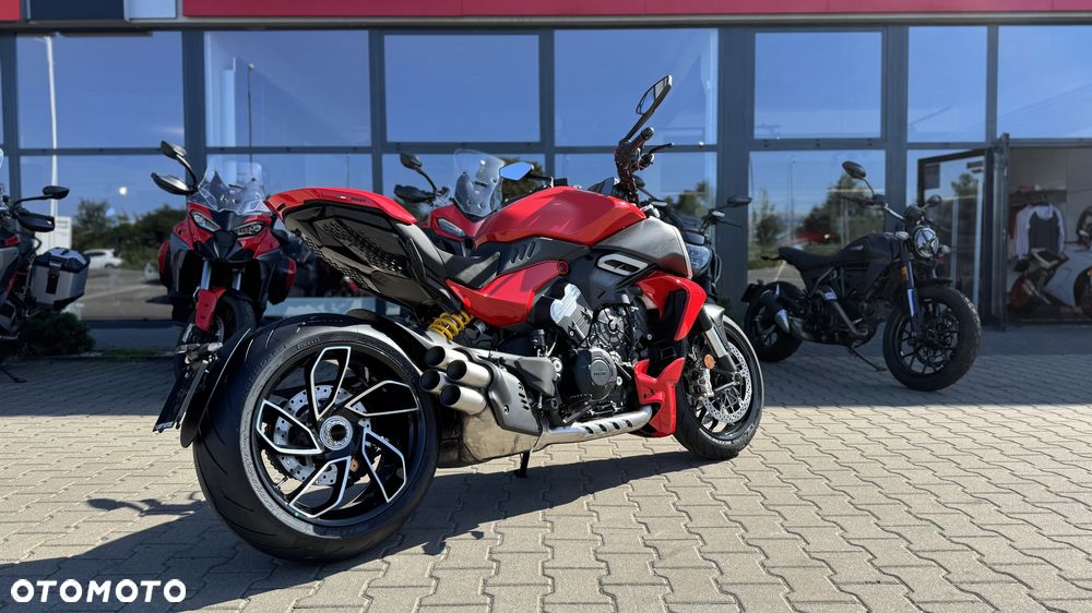 LIBERTY MOTORS Łódź - Dealer: Harley-Davidson, Ducati