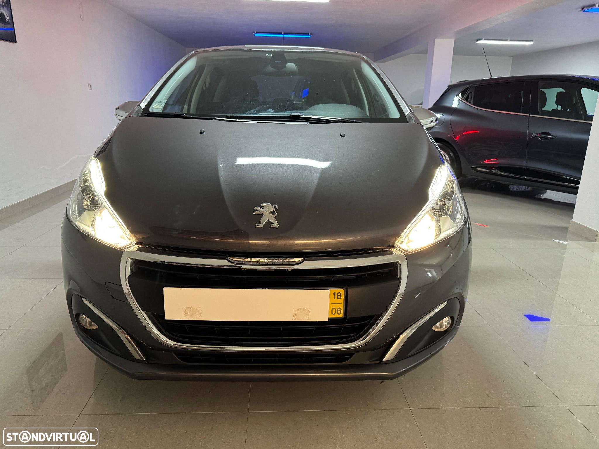 Peugeot 208 1.6 BlueHDi Style - 22