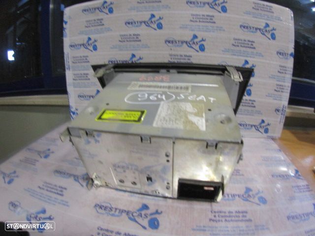 Radios 1P1035186B SEAT LEON 2007 1.4 86CV 5P CINZA BLAUPUNKT ORIGINAL MP3 - 2