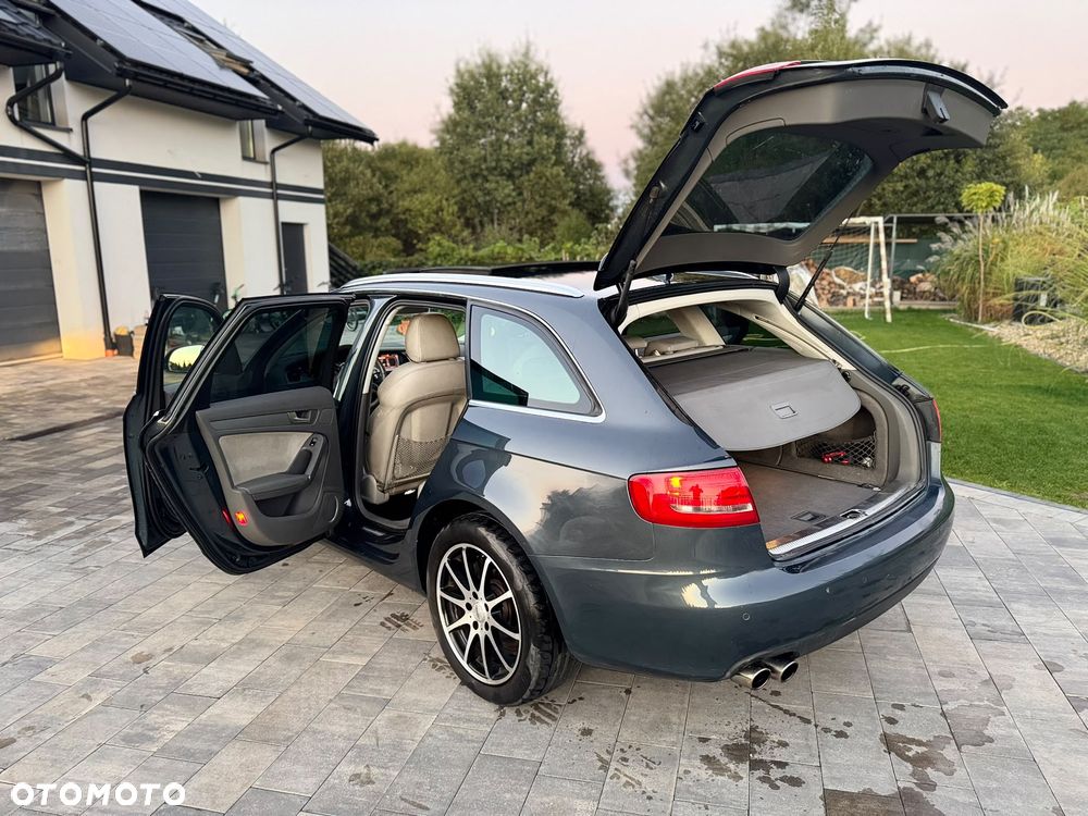 Audi A4 Avant - 16