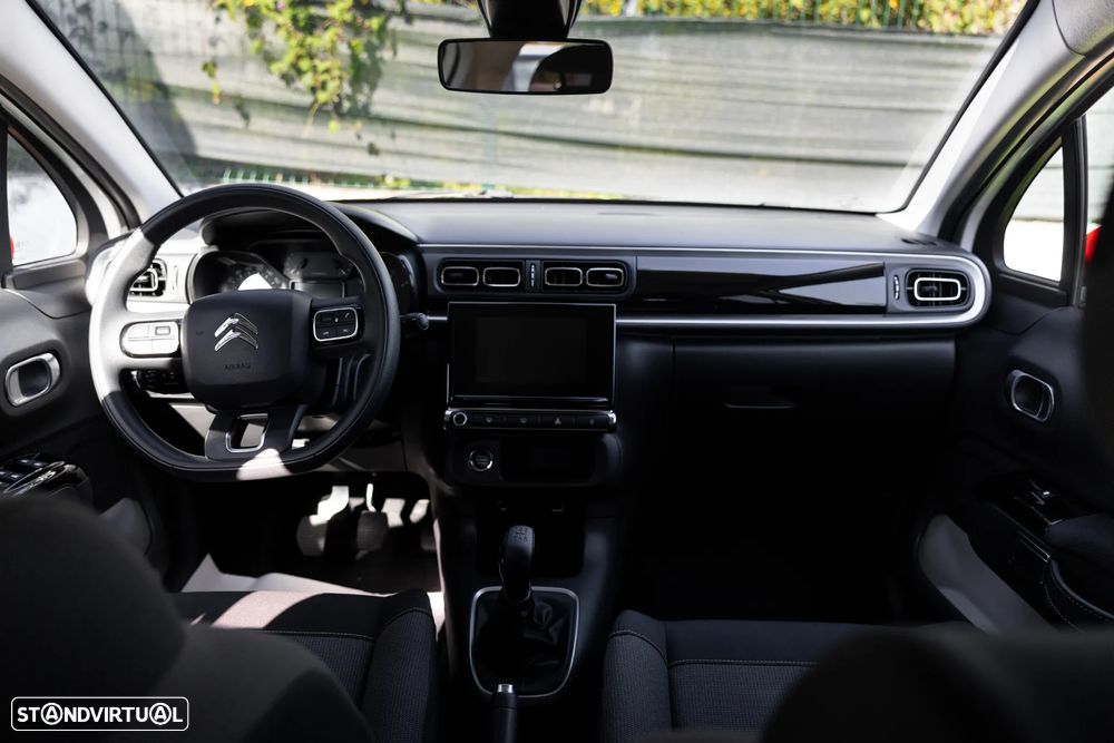 Citroën C3 1.2 PureTech Shine - 3
