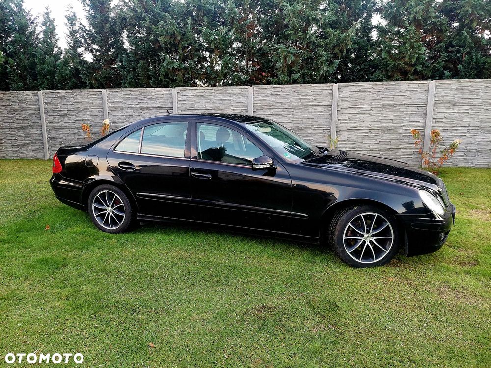 Mercedes-Benz Klasa E 200 CDI Classic - 20