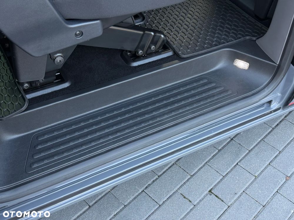 Volkswagen Caravelle 2.0 TDI L1 Highline 4Motion DSG - 41