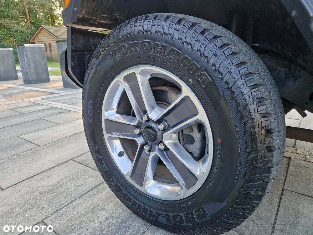 Jeep Wrangler Unlimited GME 2.0 Turbo Sahara - 31