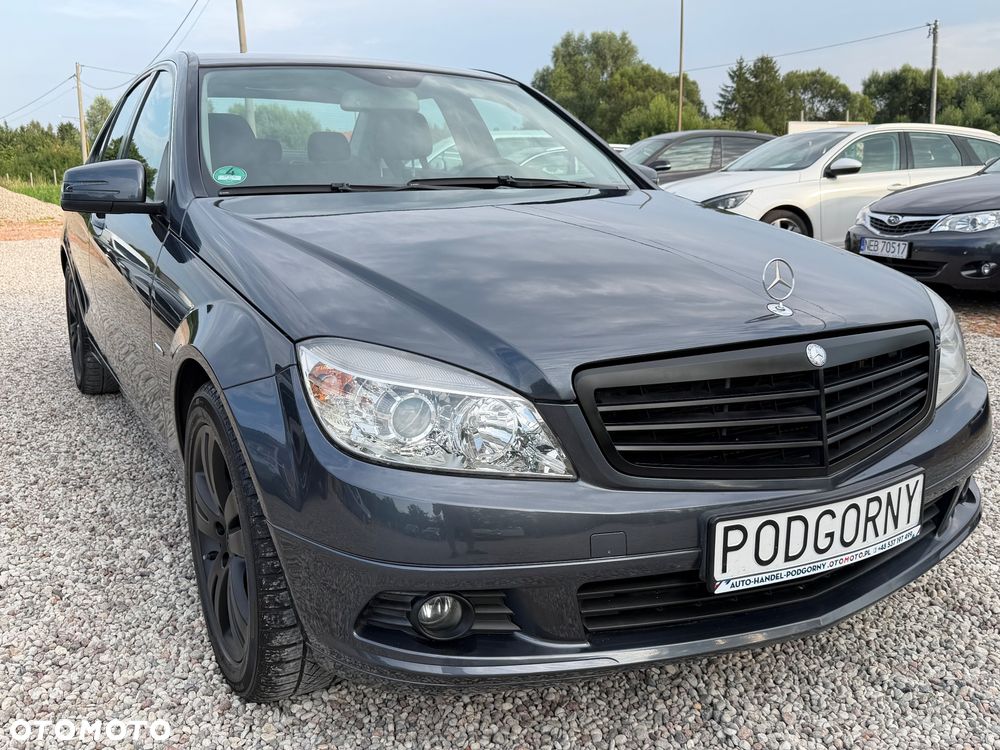 Mercedes-Benz Klasa C 180 Kompressor BlueEFFICIENCY Special Edition - 10