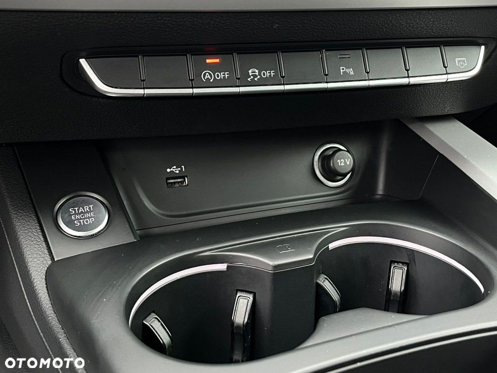 Audi A4 Limousine - 26