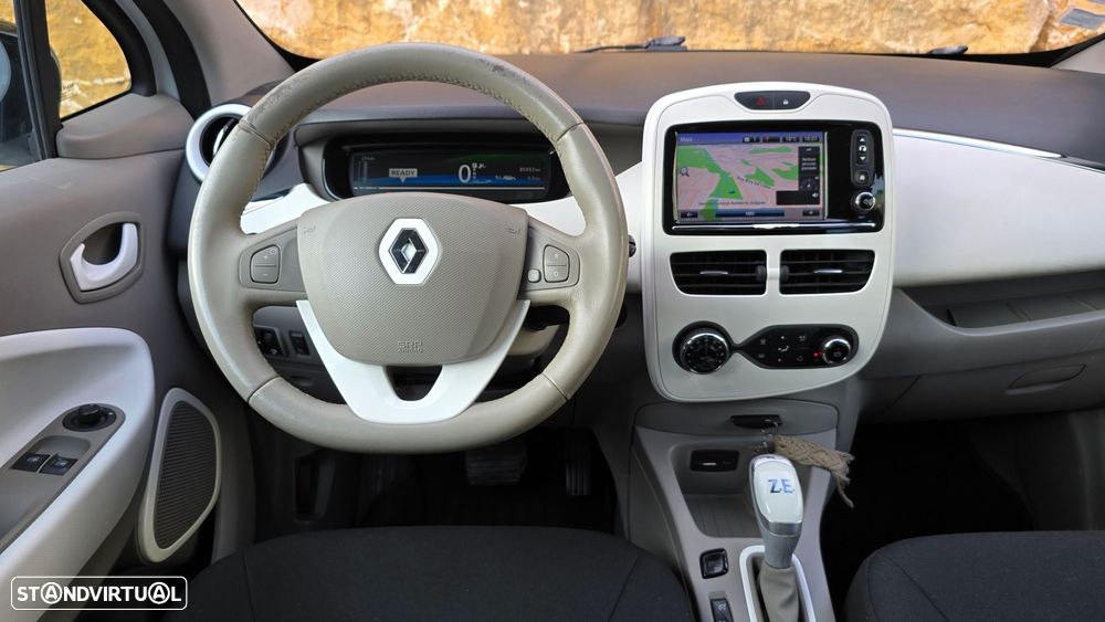 Renault Zoe - 12