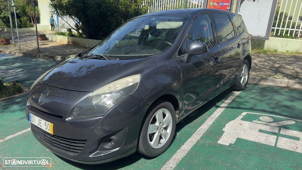 Renault Grand Scénic 1.5 dCi Luxe 7L - 1