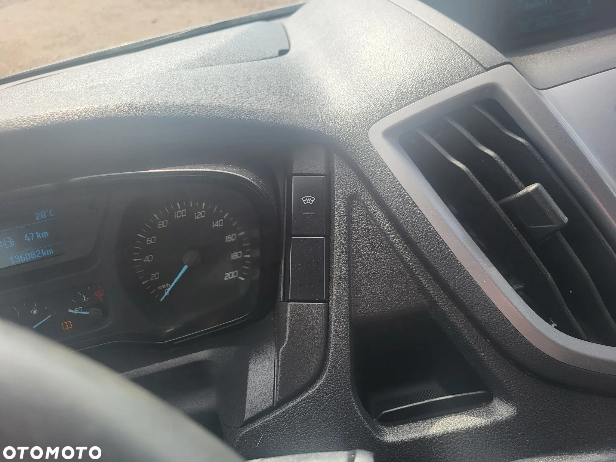 Ford Transit - 24