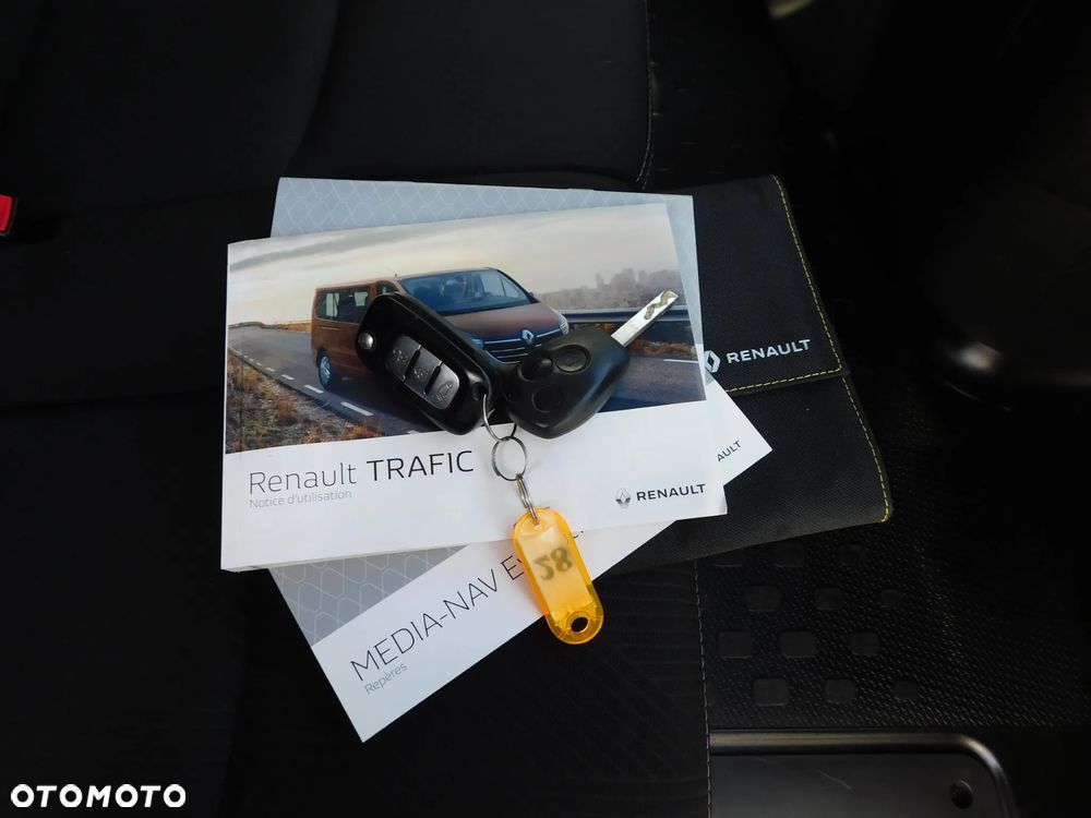 Renault Trafic - 13