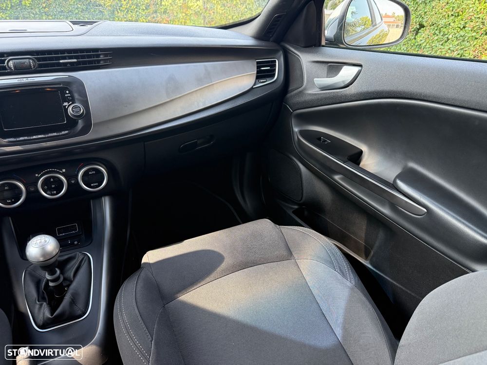 Alfa Romeo Giulietta 1.6 JTDM Sport - 10