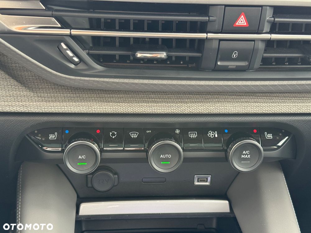 Citroën C5X 1.6 PHEV 225 Feel Pack EAT8 - 29