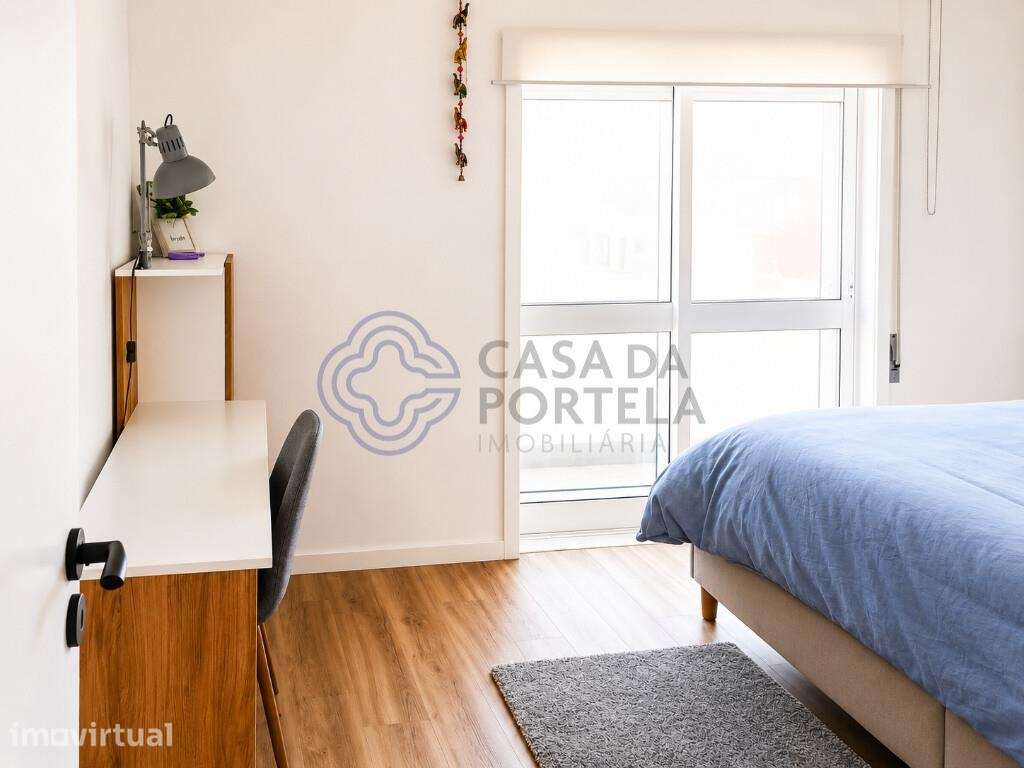 Andar Moradia T2 na 1ª linha de mar da Praia de Angeiras, para venda. - Grande imagem: 5/10