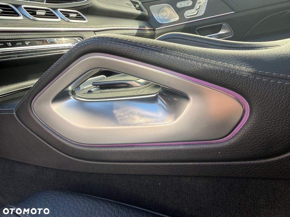 Mercedes-Benz GLE 350 d 4Matic 9G-TRONIC AMG Line - 23