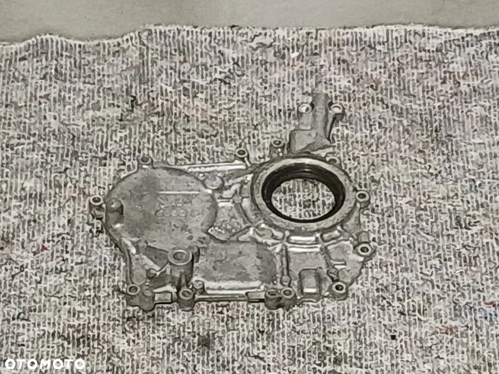 NR 52 Obudowa Rozrządu Audi A8 4,2TDI 059103153AH - 4