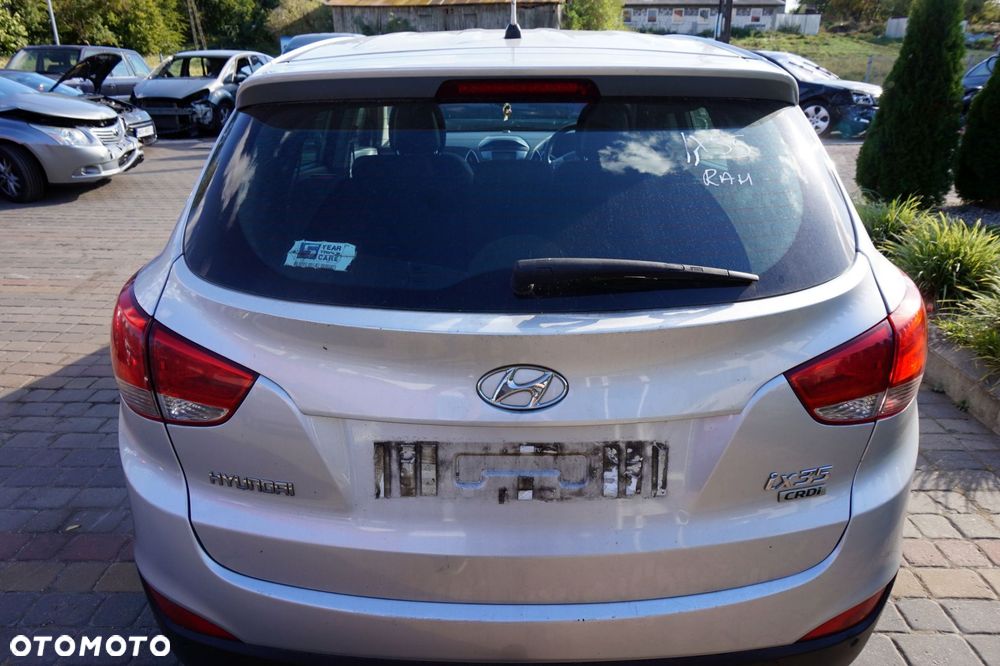 KLAPA BAGAŻNIKA TYLNA IX35 I  RAH  SREBRNY HYUNDAI 2009-2015 - 1