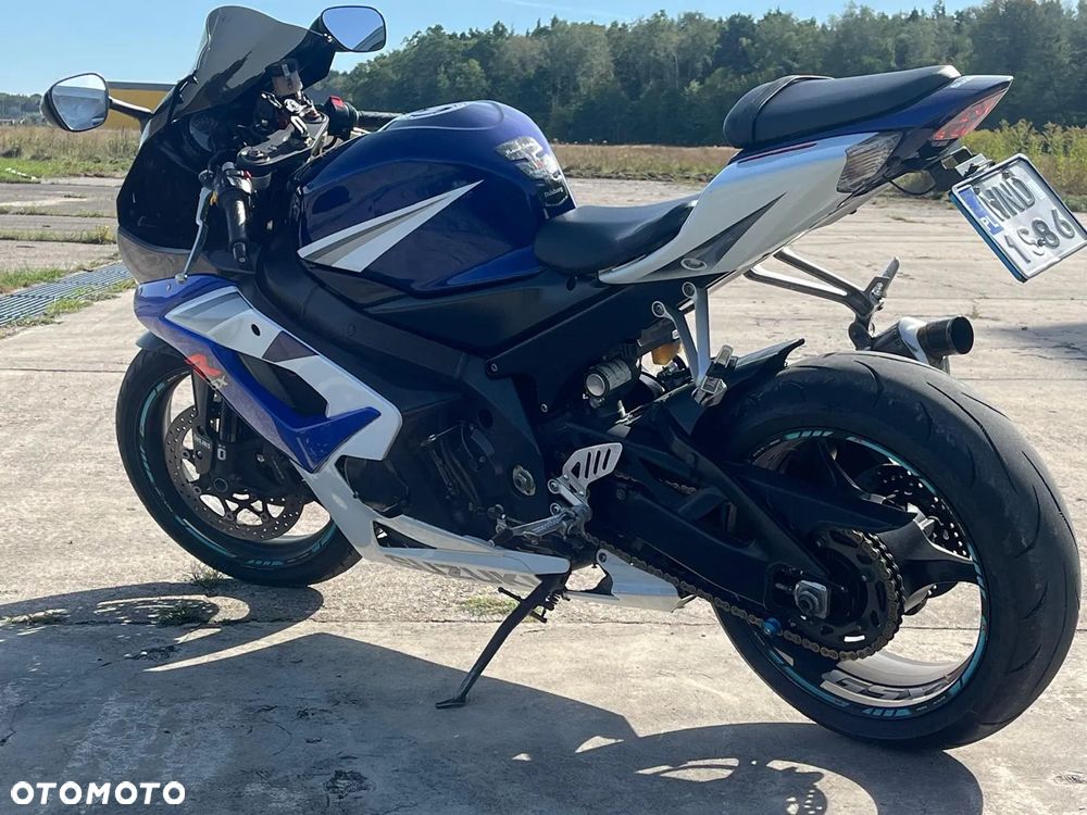 Suzuki GSX-R - 11