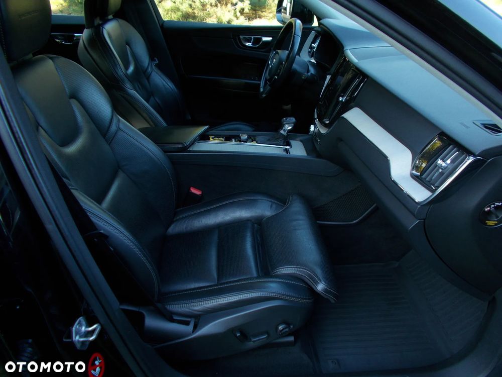 Volvo XC 60 D5 AWD Inscription - 7