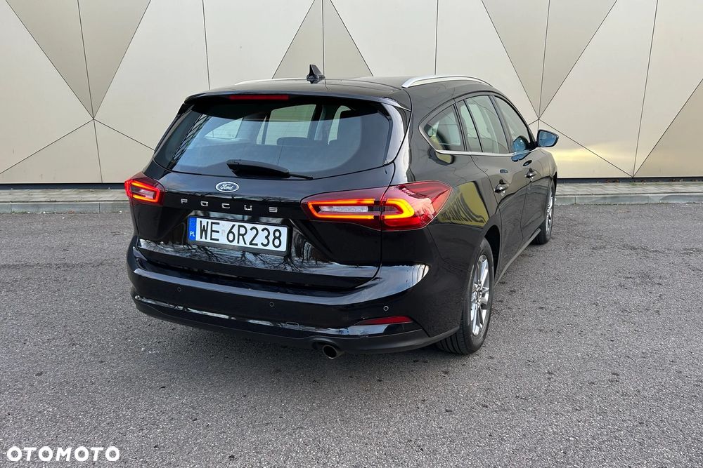 Ford Focus 1.0 EcoBoost Titanium Design - 13