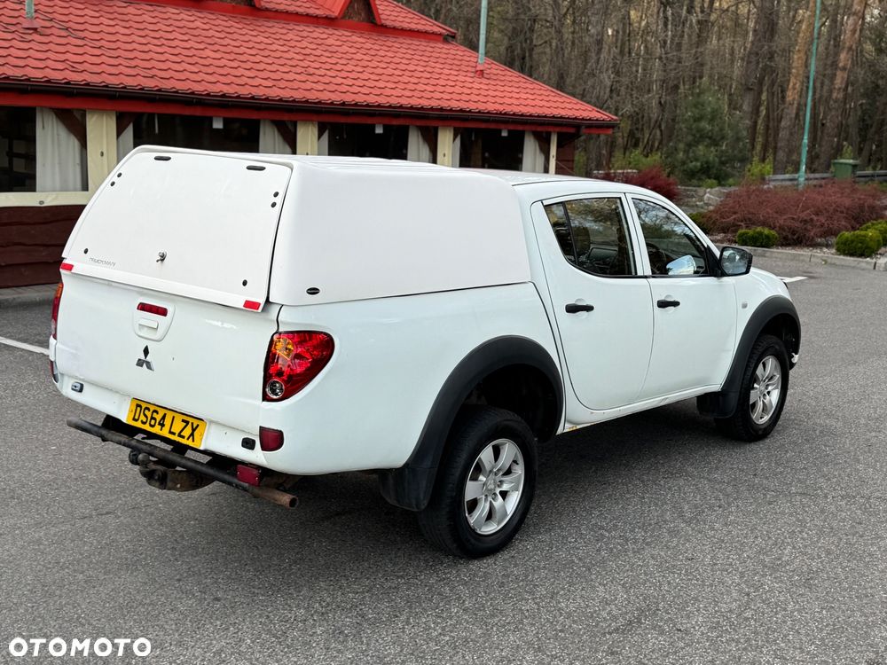 Mitsubishi L200 2.5 DID DC Intense + - 8