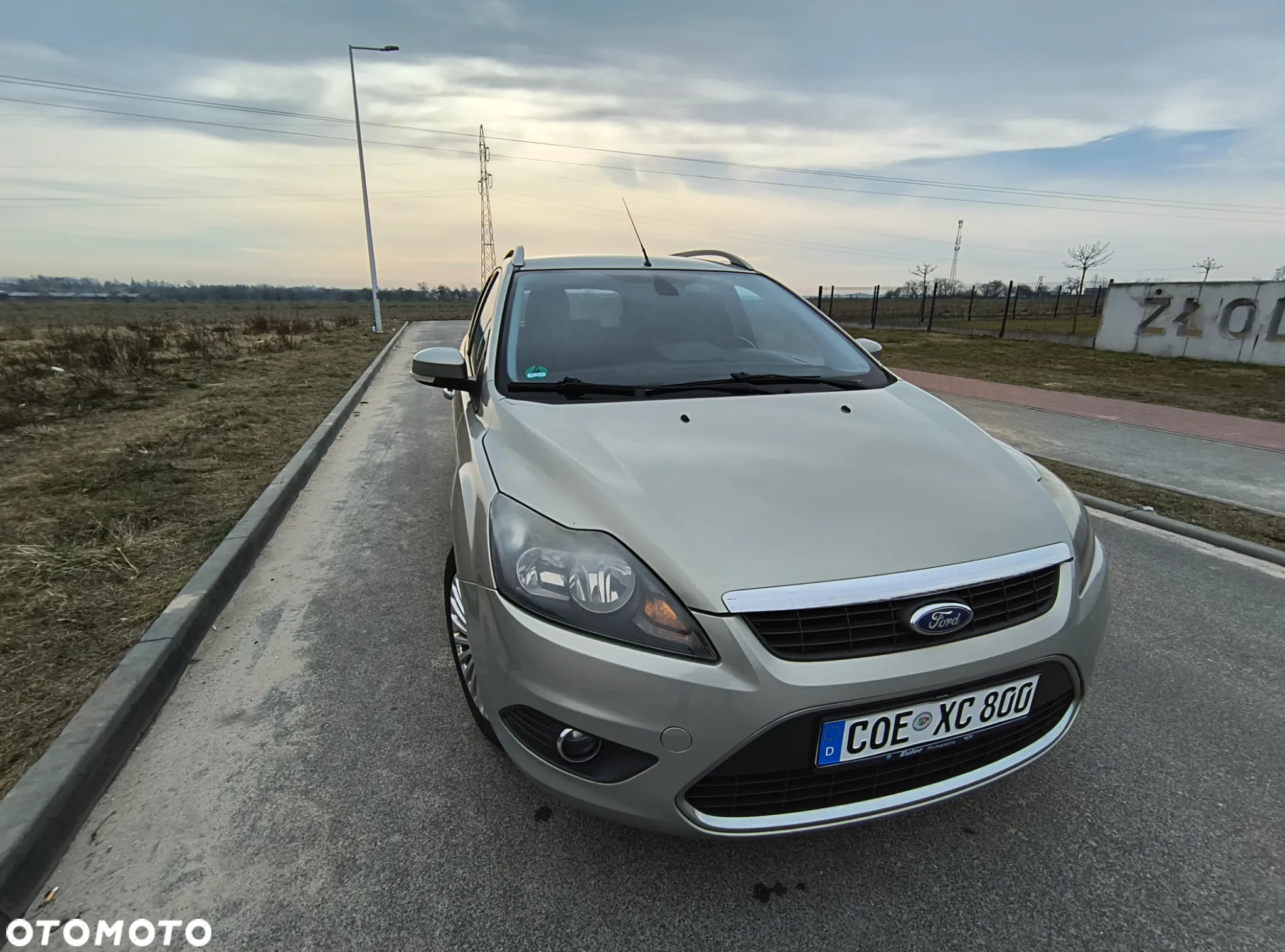 Ford Focus 1.6 16V Ghia - 9