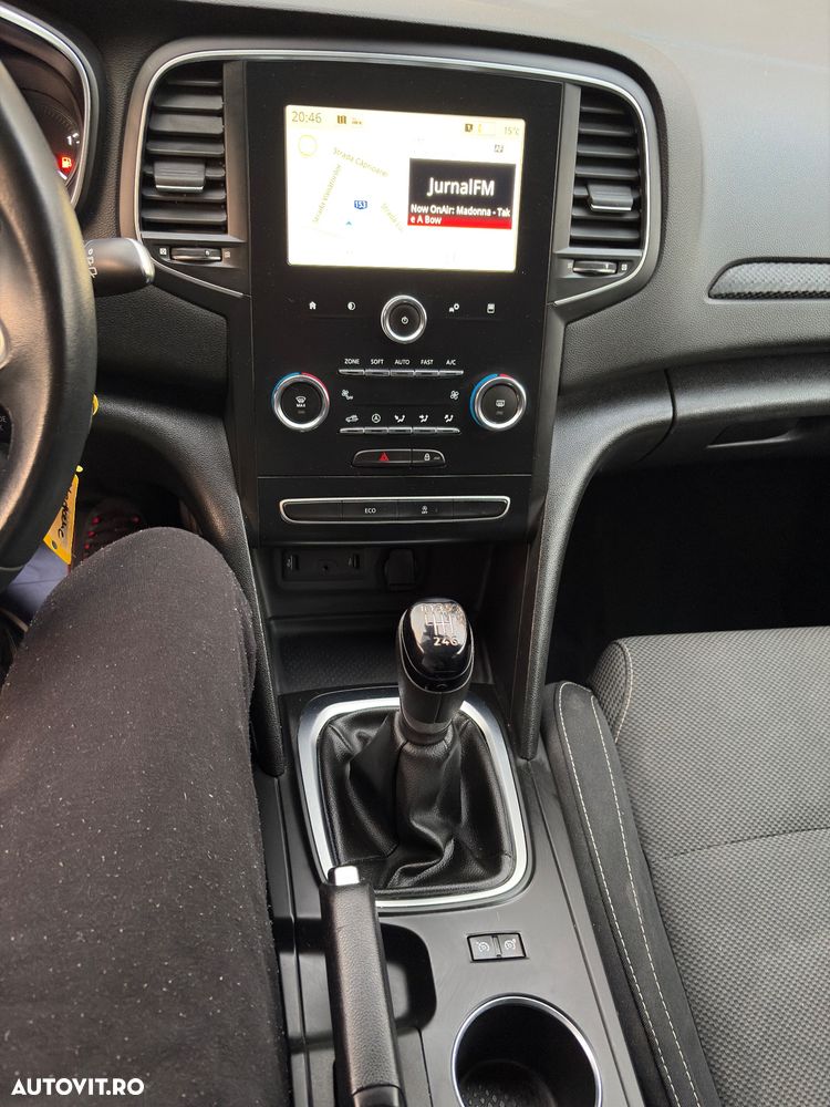 Renault Megane - 12