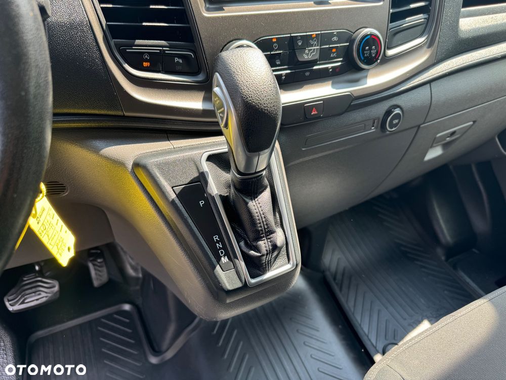 Ford Transit Custom - 23