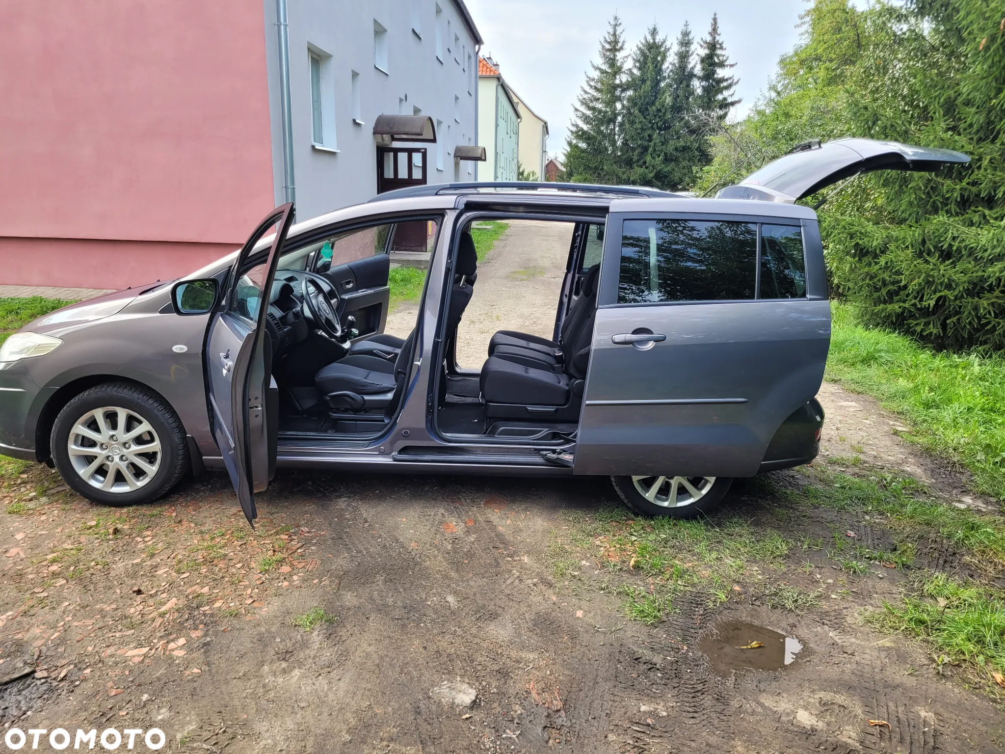 Mazda 5 - 4