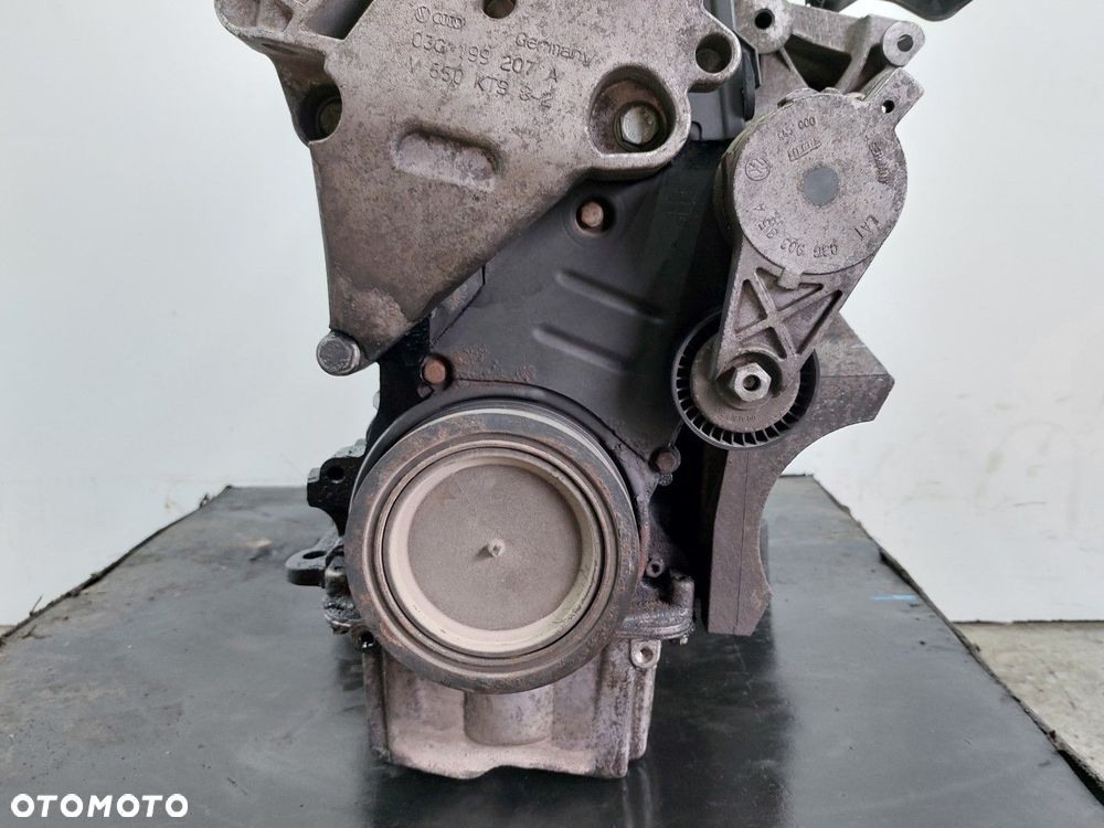 Silnik diesel Seat Altea 2004-2015 1.9TDI 105KM WTRYSKI 334TYS KOD:BJB - 2